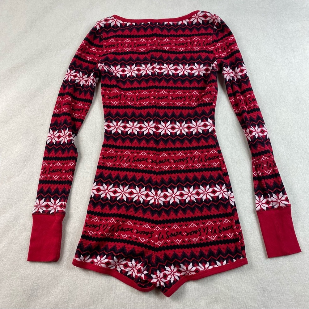 La Senza Womens Fair Isle Waffle Knit Romper Pajamas Size S Red Shorts Nordic - Picture 7 of 7